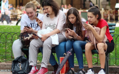 How to Help My Teen’s Social Media Addiction